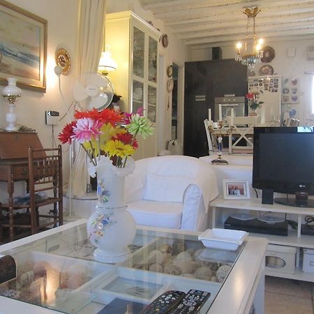 Diles Complex Apartment Ornos  Dış mekan fotoğraf