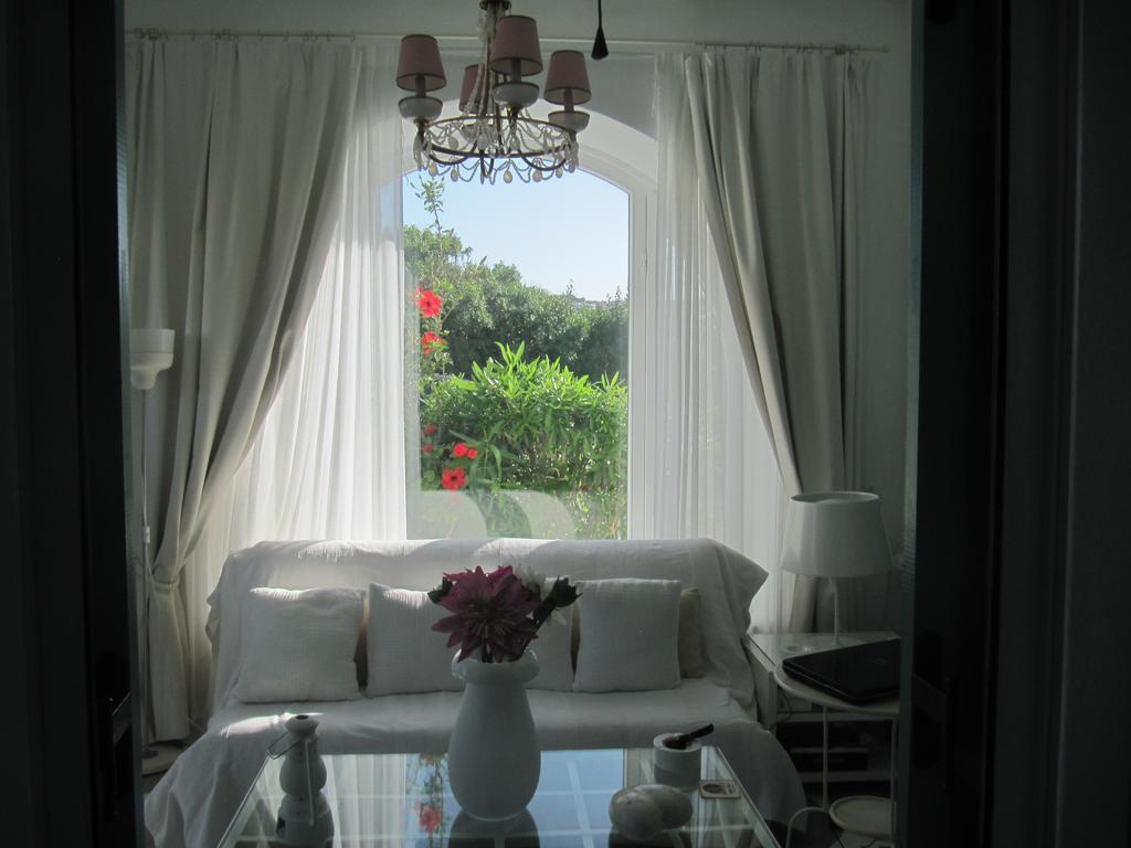 Diles Complex Apartment Ornos  Dış mekan fotoğraf